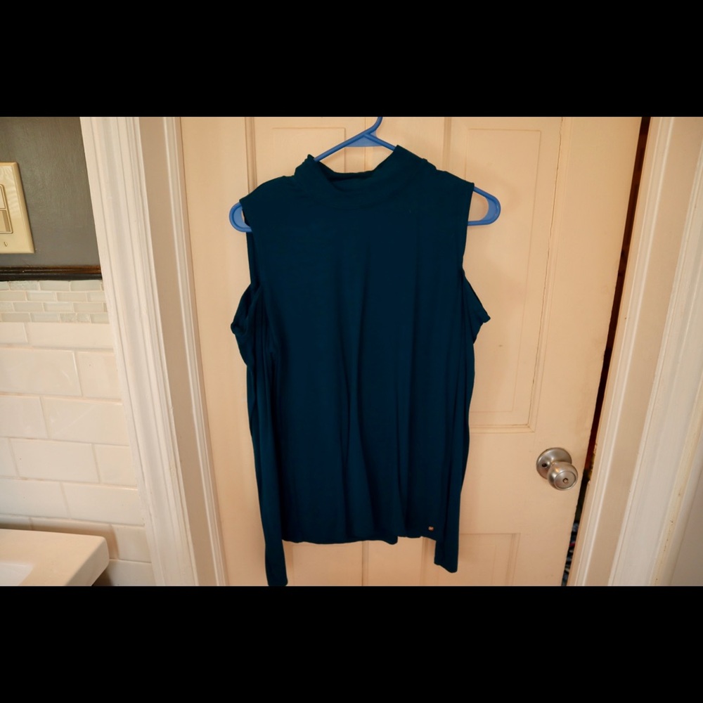 Fabletics L/S Mock turtleneck top